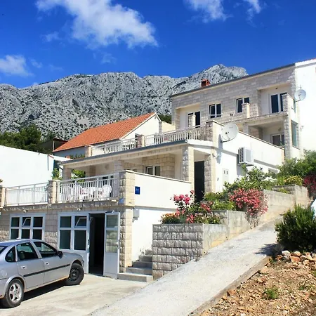 Apartment 10080a *