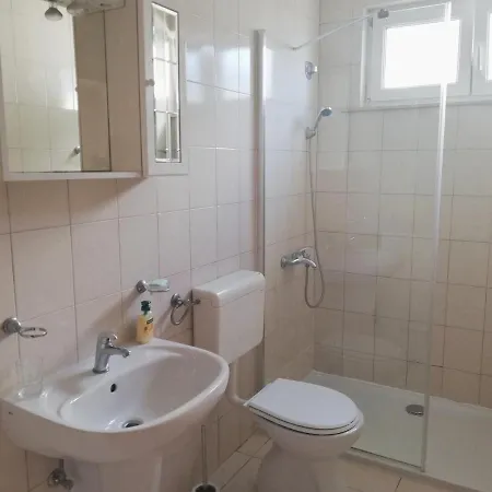 Apartment 10080a